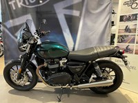 Triumph Street Twin