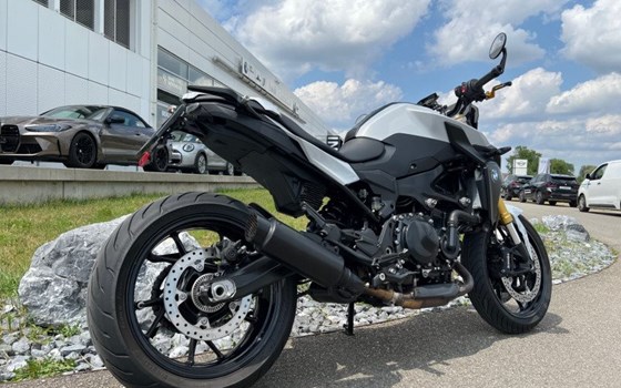 Motorrad Occasion BMW F 900 R - Bild 5