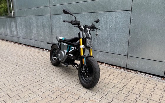 Gebrauchtmotorrad BMW CE 02 11kW - Bild 13