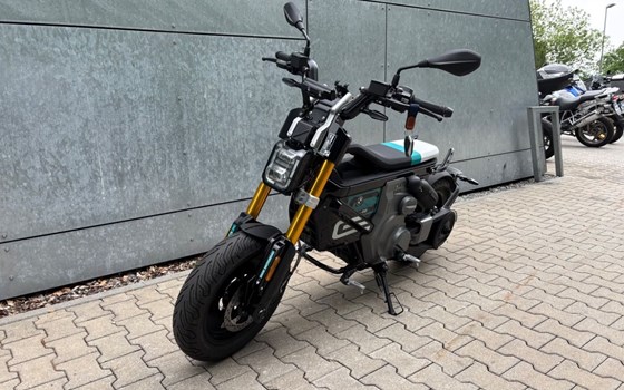 Gebrauchtmotorrad BMW CE 02 11kW - Bild 6