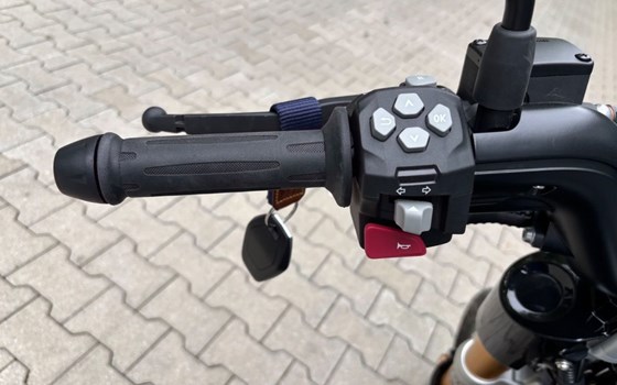 Gebrauchtmotorrad BMW CE 02 11kW - Bild 8