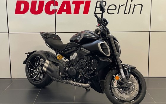 Gebrauchtmotorrad Ducati Diavel V4 - Bild 2