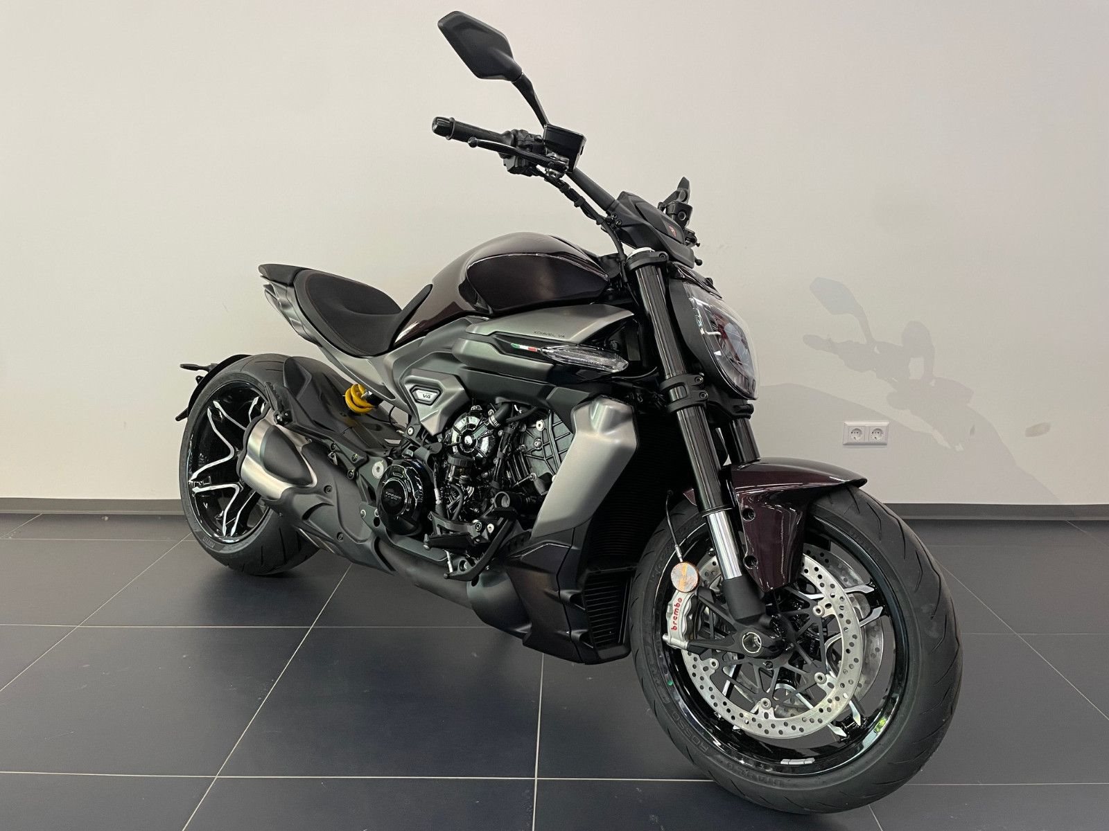 Ducati XDiavel V4
