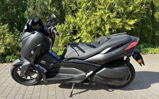 Gebrauchtmotorrad Yamaha XMAX 300 Tech MAX - Bild 4 Gebrauchtmotorrad Yamaha XMAX 300 Tech MAX - Bild 4