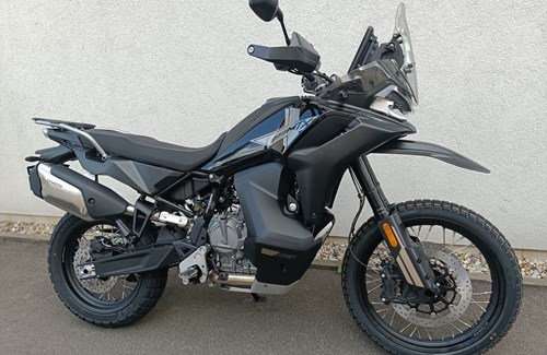 Neumotorrad CFMOTO 800MT-X