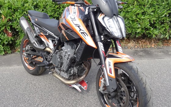 Gebrauchtmotorrad KTM 790 Duke L - Bild 1