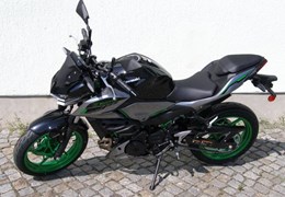 Neumotorrad Kawasaki Z 500 SE