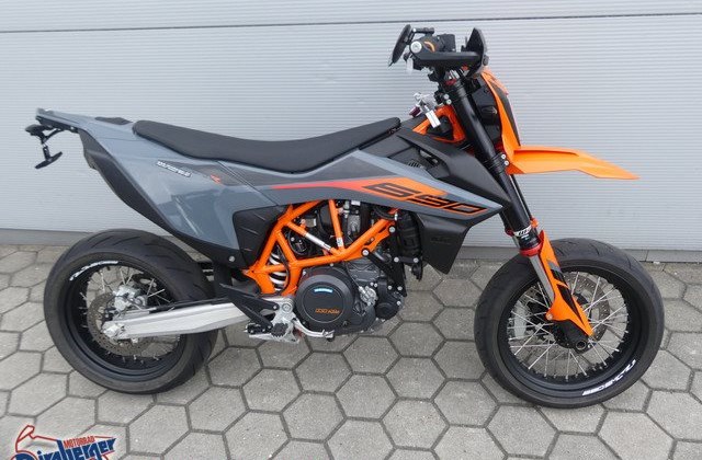 KTM 690 SMC R