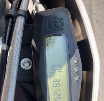 Gebrauchtmotorrad Husqvarna SM 125 - Bild 4