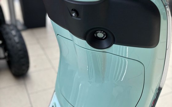 Neufahrzeug Vespa 125 Primavera - Bild 7