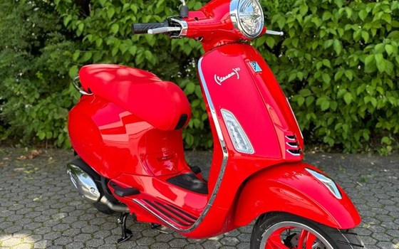 Neufahrzeug Vespa Primavera 125 RED - Bild 1