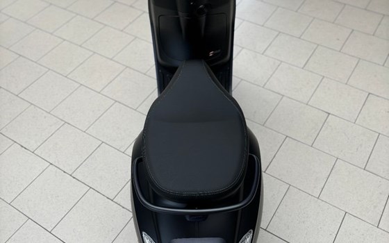 Neufahrzeug Vespa Primavera 125 S - Bild 10