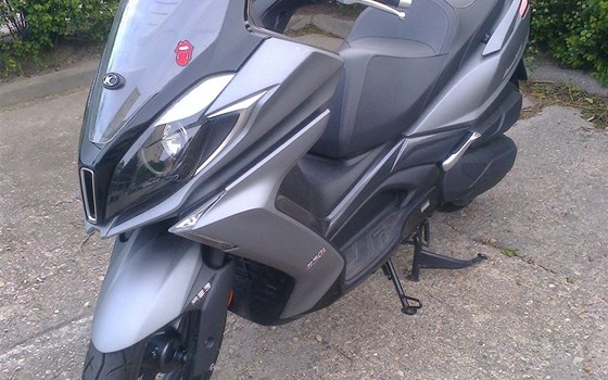 Gebrauchtmotorrad Kymco Downtown 350i - Bild 3 Gebrauchtmotorrad Kymco Downtown 350i - Bild 3