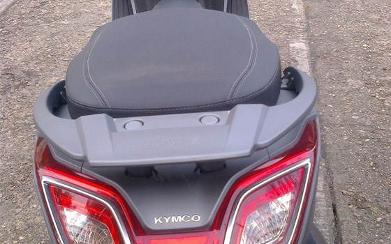Gebrauchtmotorrad Kymco Downtown 350i - Bild 4