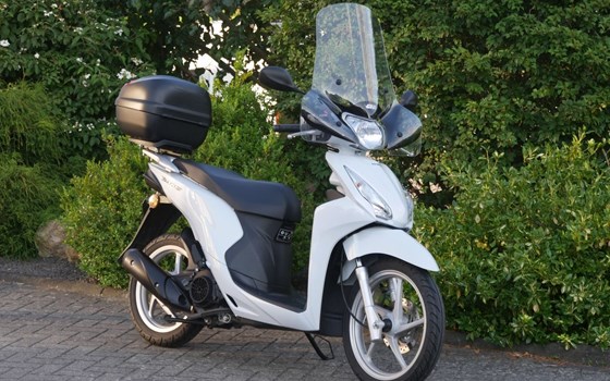 Gebrauchtmotorrad Honda Vision 110 - Bild 1