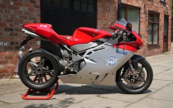 Gebrauchtmotorrad MV Agusta F4 750 S - Bild 10