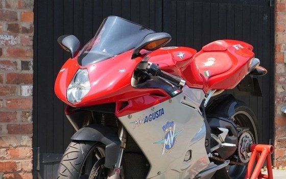 Gebrauchtmotorrad MV Agusta F4 750 S - Bild 2