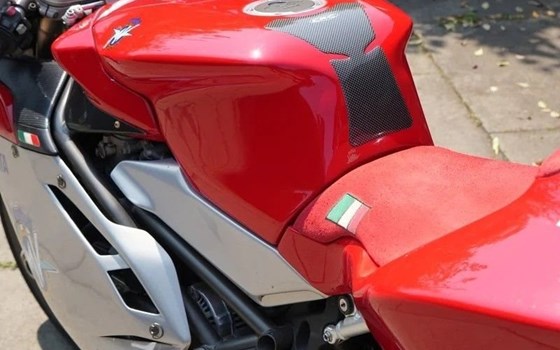Gebrauchtmotorrad MV Agusta F4 750 S - Bild 3