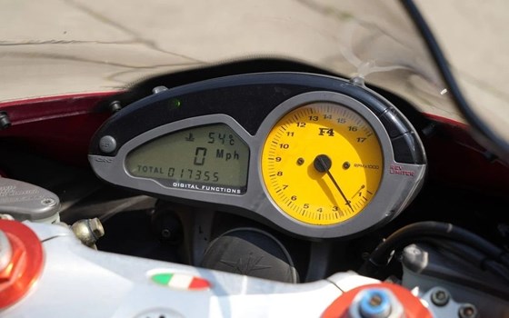 Gebrauchtmotorrad MV Agusta F4 750 S - Bild 7