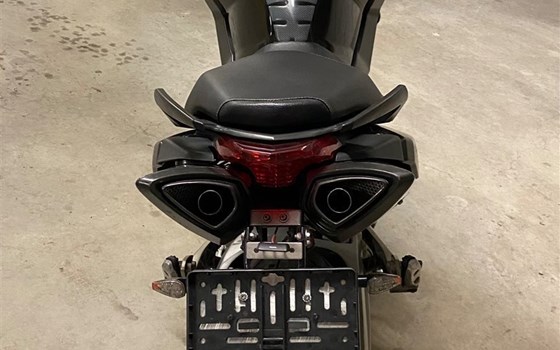 Gebrauchtmotorrad Aprilia Shiver 750 - Bild 6 Gebrauchtmotorrad Aprilia Shiver 750 - Bild 6