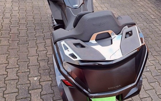 Gebrauchtmotorrad Honda GL 1800 Goldwing DCT - Bild 5