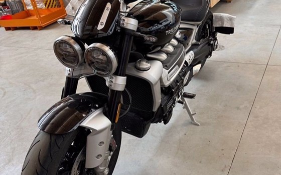 Gebrauchtmotorrad Triumph Rocket 3 R - Bild 8
