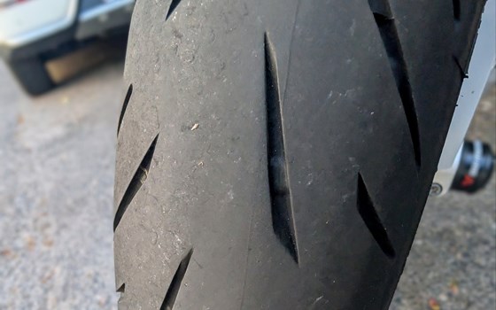 Gebrauchtmotorrad BMW S 1000 R - Bild 8 Gebrauchtmotorrad BMW S 1000 R - Bild 8