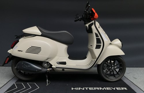 Gebrauchtmotorrad Vespa GTV 300