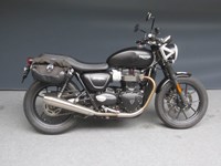 Gebrauchtmotorrad Triumph Street Twin 1.Hand Top!