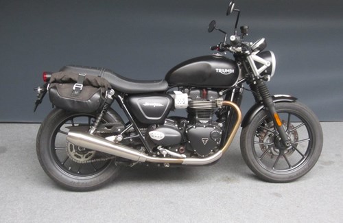 Gebrauchtmotorrad Triumph Street Twin
