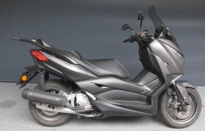 Yamaha XMAX 125