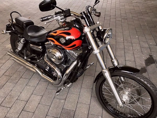 Gebrauchtmotorrad Harley-Davidson Dyna Wide Glide FXDWG