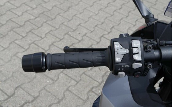 Gebrauchtmotorrad Kawasaki Ninja 1000SX - Bild 17