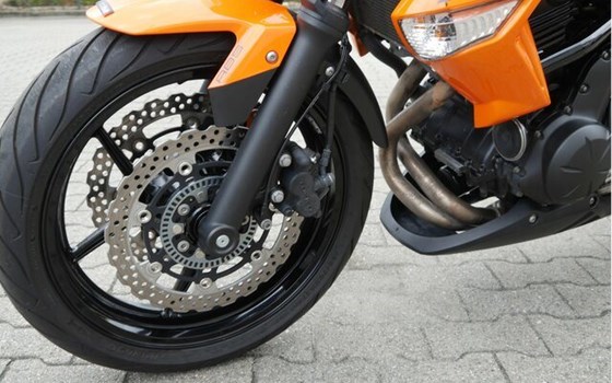 Gebrauchtmotorrad Kawasaki ER-6n - Bild 10