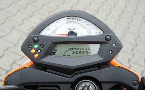 Gebrauchtmotorrad Kawasaki ER-6n - Bild 17