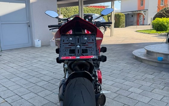 Gebrauchtmotorrad Ducati Streetfighter V2 - Bild 4 Gebrauchtmotorrad Ducati Streetfighter V2 - Bild 4