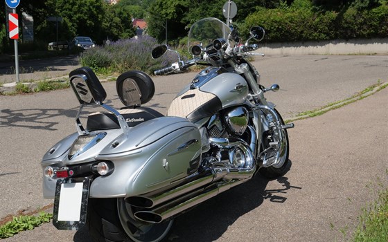 Gebrauchtmotorrad Suzuki Intruder M1800R - Bild 8