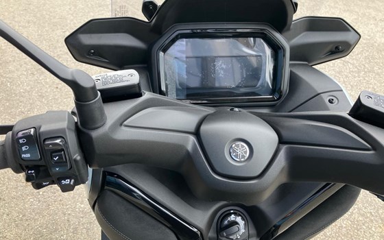 Neufahrzeug Yamaha XMAX 125 Tech MAX+ - Bild 4 Neufahrzeug Yamaha XMAX 125 Tech MAX+ - Bild 4