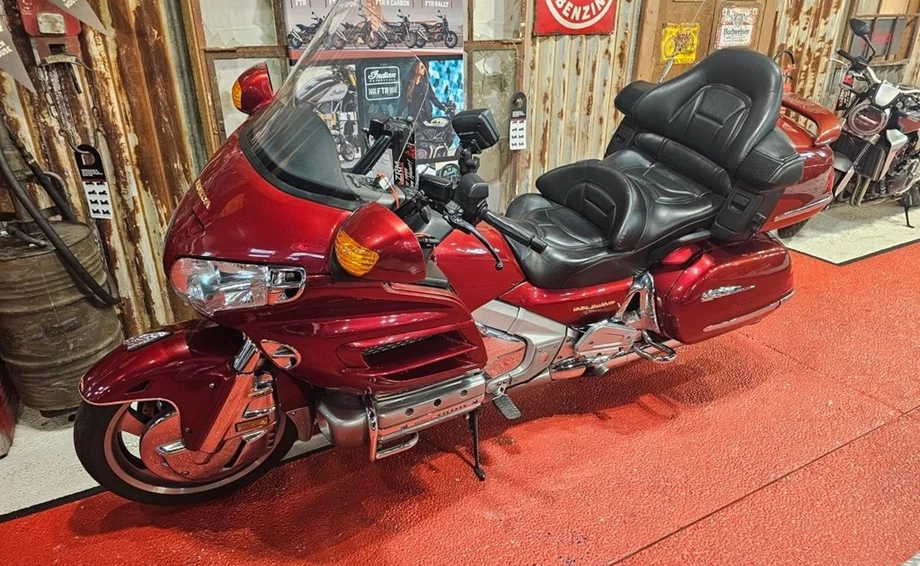 Offer Honda GL 1800 Goldwing Bild 10: Offer Honda GL 1800 Goldwing