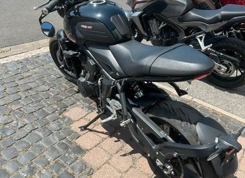 Gebrauchtmotorrad Triumph Trident 660 - Bild 2