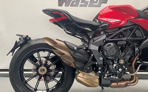 Gebrauchtmotorrad MV Agusta Dragster 800 R - Bild 2