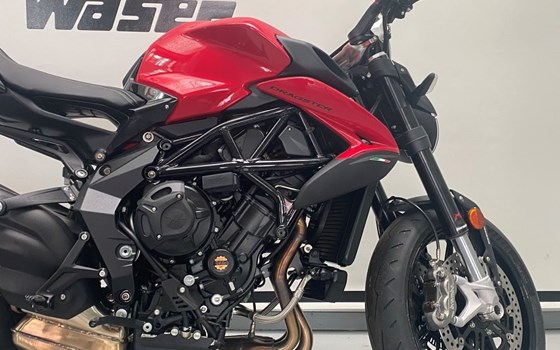 Gebrauchtmotorrad MV Agusta Dragster 800 R - Bild 3