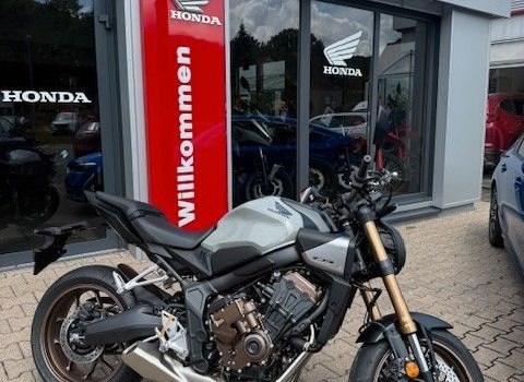 Neufahrzeug Honda CB650R E-Clutch - Bild 3