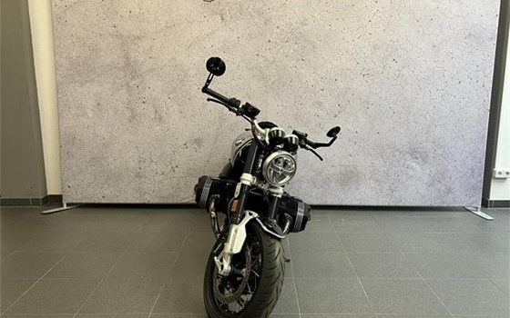 Gebrauchtmotorrad BMW R nineT 100 Years - Bild 3 Gebrauchtmotorrad BMW R nineT 100 Years - Bild 3