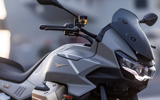 Neufahrzeug Moto Guzzi V100 Mandello Aviazione Navale - Bild 3