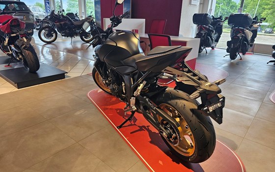 Gebrauchtmotorrad Honda CB1000 Hornet - Bild 4