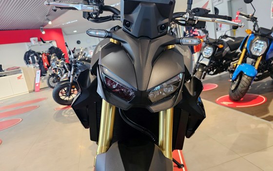 Gebrauchtmotorrad Honda CB1000 Hornet - Bild 8