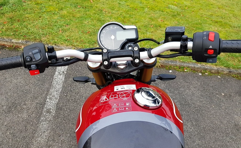 Angebot Triumph Speed 400 Bild 3: Angebot Triumph Speed 400