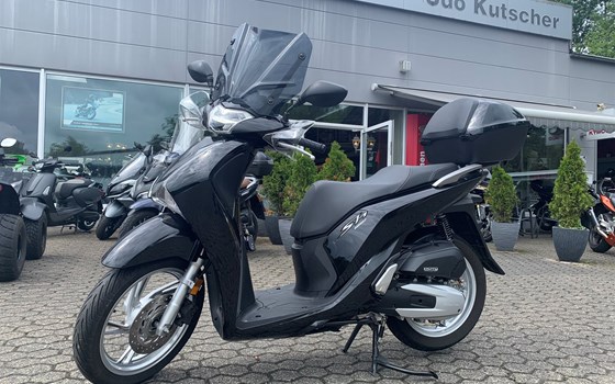 Gebrauchtmotorrad Honda SH125i - Bild 1