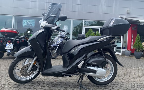 Gebrauchtmotorrad Honda SH125i - Bild 2